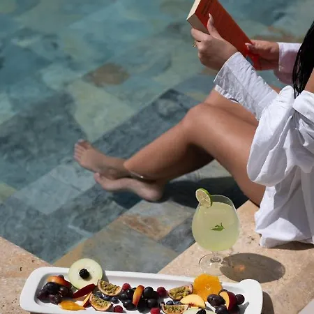 Great White 4* Shëngjin