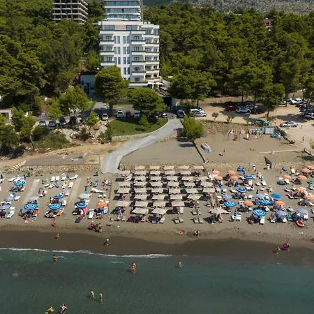 Great White Hotel