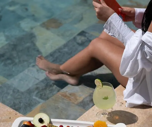 Great White 4* Shëngjin