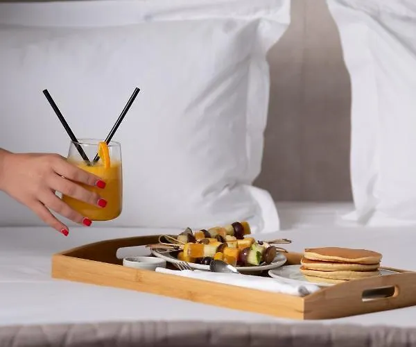 Great White Hotel Shëngjin