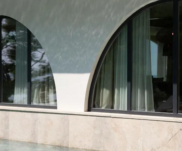 Hotel Great White 4*