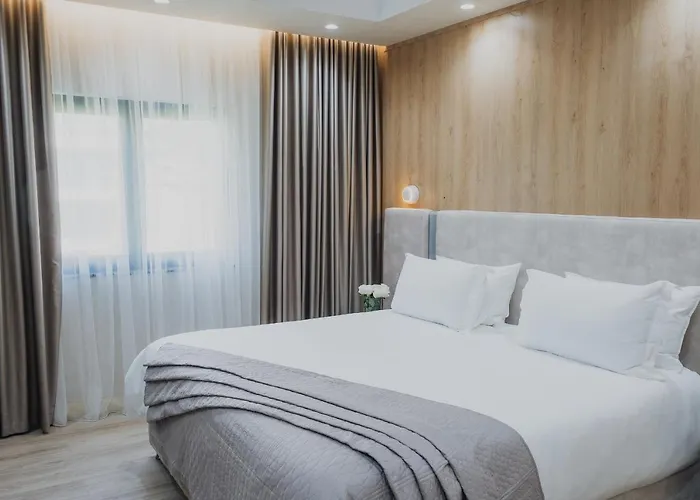 Great White Hotel 4*